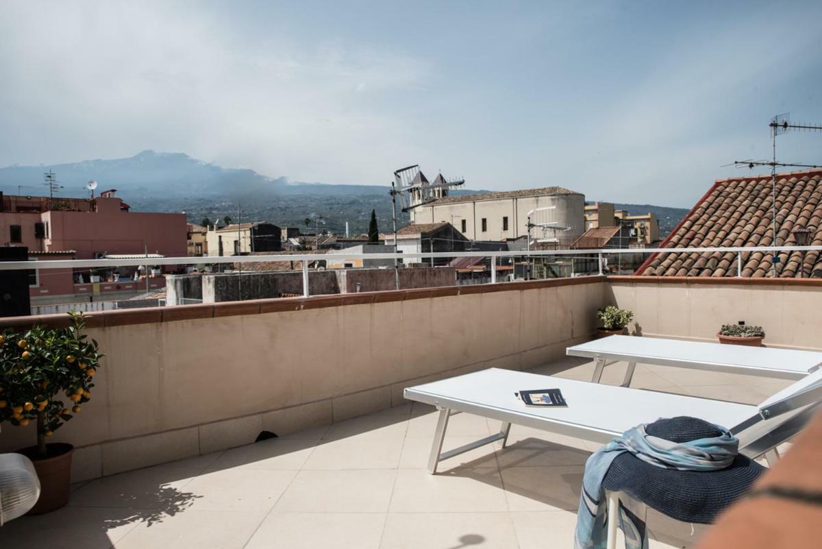 Апартаменты Terrazzo Siciliano Рипосто Экстерьер фото